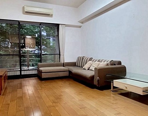 夏綠蒂園道大地子民三房二廰二衛視野超美 - Image 1