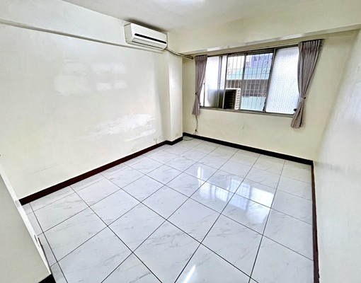 🌹親親戲院.太原車站◆整層三房大空間台水電 - Image 5