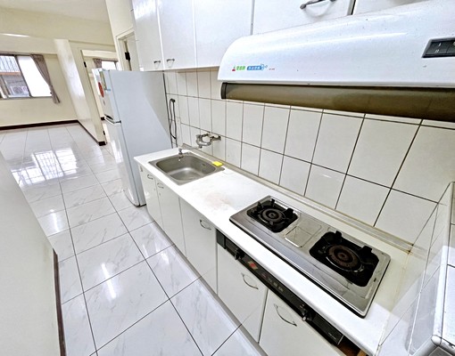 🌹親親戲院.太原車站◆整層三房大空間台水電 - Image 8