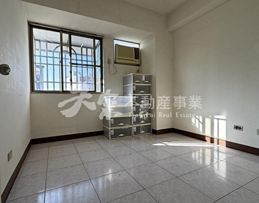 華鳳特區_文化國城_三房兩廳兩衛 - Image 5