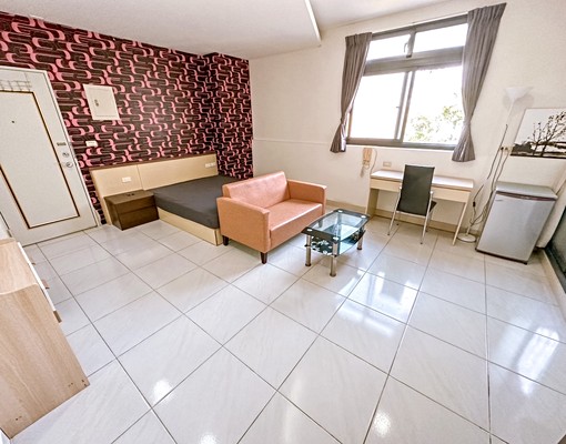 可寵首選💥大坪數可租補💥陽台獨洗曬💥室內機車位 - Image 1