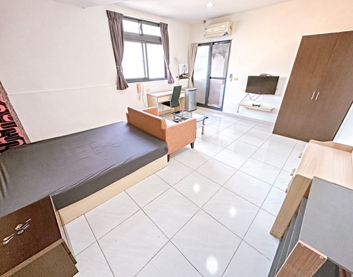 可寵首選💥大坪數可租補💥陽台獨洗曬💥室內機車位 - Image 3