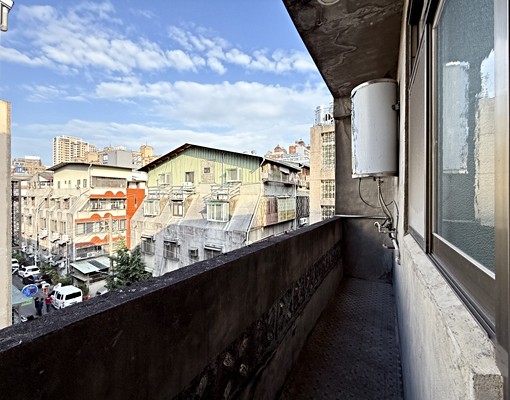 一中商圈透天3-4樓出租|可辦公可住家|租單層可談 - Image 15