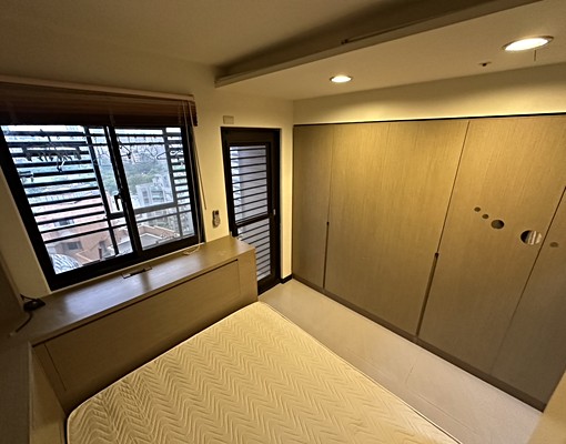 仁愛特區~近捷運~景觀套房 - Image 1