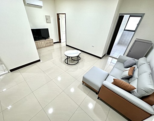 南屯區❤️大立光美翻天科技新貴最愛❤️正一房廳可家庭 - Image 2