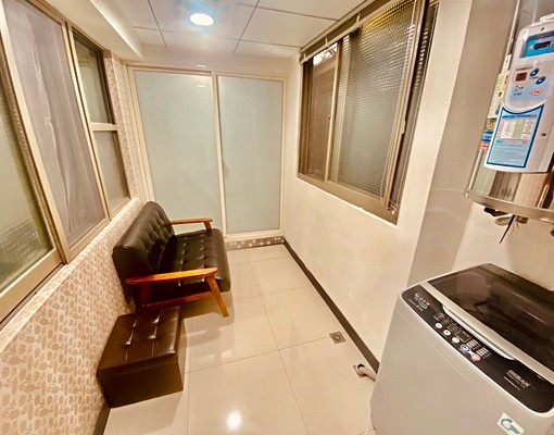 捷運信義安和，電梯2房、獨洗、有廚房、生活機能佳 - Image 1