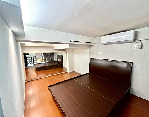 可租補☀️電梯採光樓中樓套房☀️西門站管理員垃圾代收 - Image 9