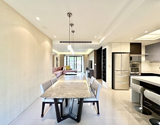 環遊了整個星系✨超大坪數環繞採光✨女王專屬更衣室雙平車 - Image 7