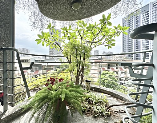 環遊了整個星系✨超大坪數環繞採光✨女王專屬更衣室雙平車 - Image 15