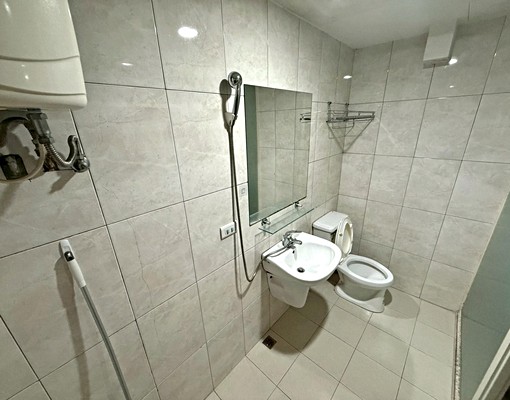 木柵🩷免爬高/租金便宜/供飲水機/小資首選 - Image 5