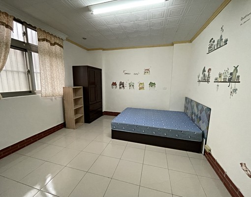 南大路近育賢國中,2樓採光.租6600元 - Image 2