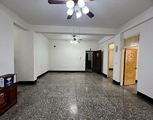 🌿專|忠孝夜市旁.3樓次頂爬梯可租補可寵 - Image 2