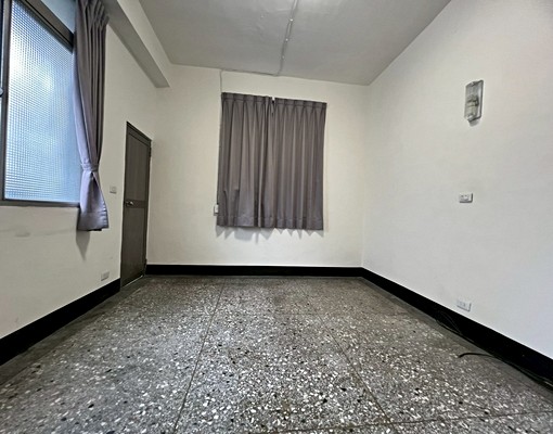 🌿專|忠孝夜市旁.3樓次頂爬梯可租補可寵 - Image 3