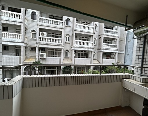 屋主自租~仲介勿擾~南區整棟出租|1~4樓+地下室車位|7房 - Image 15