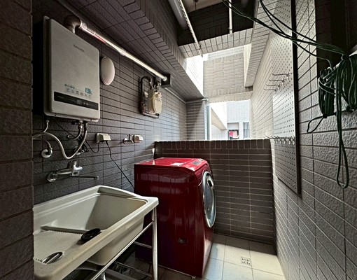 總太美樂地~樹孝商圈6年屋2房+平車✅含管理費 - Image 4