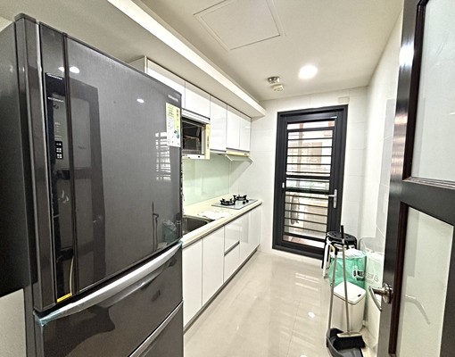 日曜百貨|台中公園精裝修兩房全配✔️可租補✔️可貓 - Image 6