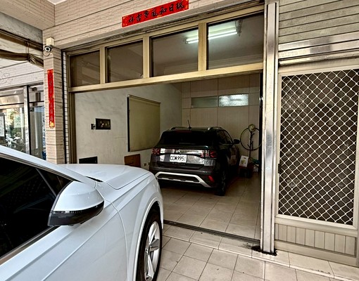 鳳林商圈最精華人潮車潮段~面寬集市金透店! - Image 4