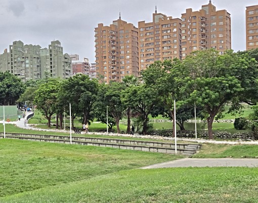 🍎鼎山商圈生活機能優全新套房採光通風佳 - Image 12