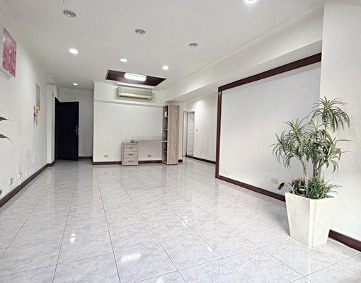 鄉城陽光鎮大4房平車電寓 - Image 2