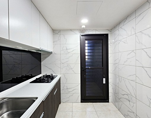 (租)高鐵站前【合新詠遇】全新2房2衛│平面車位 - Image 5