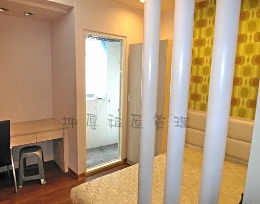 興大商圈❤有陽台❤地中海風小資採光套房❤衛浴開窗 - Image 8