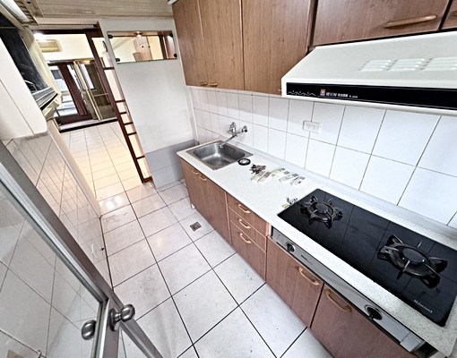 南區文心南路💦三房兩廳兩衛💦可租補中山醫秀泰烏日大慶夜市 - Image 7