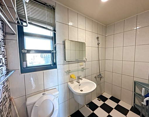 可租補⇪近中清捷運中國醫⇪水湳市場⇪流理臺⇪機車位 - Image 5