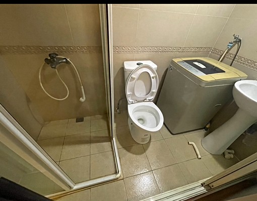 新裝潢時尚精美套房地段好生活超佳有陽台 - Image 2