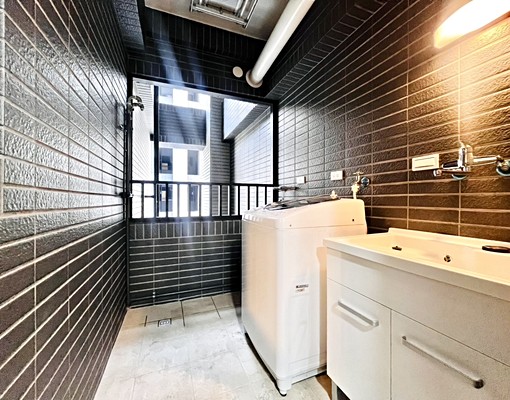 潭子頭家#櫻花知殷#系統櫃三房兩衛#沙發床墊現況已補#可租補 - Image 12