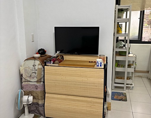 可租補,明亮通風交通方便 - Image 4