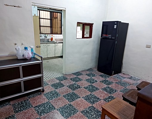 透天.富台國小旁.中原體育園區.門口有停車位 - Image 4