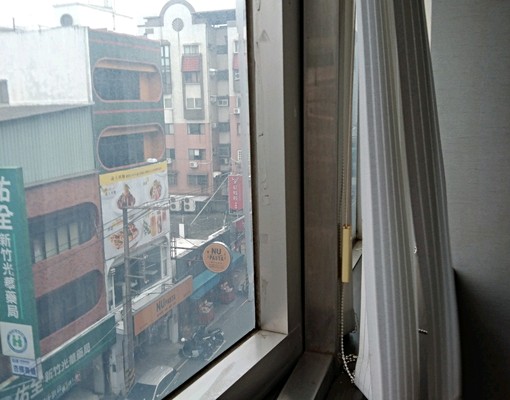 近全聯、光華國中玻璃圍幕電梯辦公大樓 - Image 8