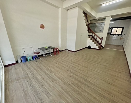 霧峰整棟空屋透天|可當店住|可營登|近光復新村 - Image 1