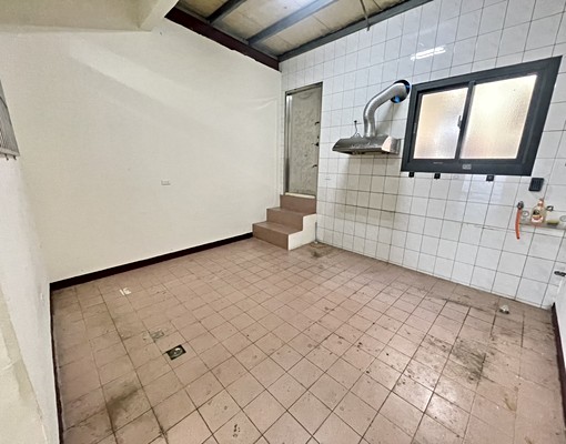 霧峰整棟空屋透天|可當店住|可營登|近光復新村 - Image 4