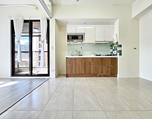 超搶手‼️潭子頭家厝⭐️全新裝潢⭐️兩房休旅車位🉑入籍、寵 - Image 1