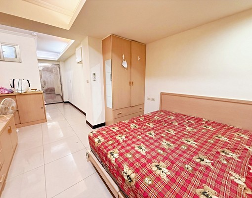 租補入籍🔥府中站✦採光大空間✦乾溼分離✦變頻冷氣✦獨立曬衣 - Image 2