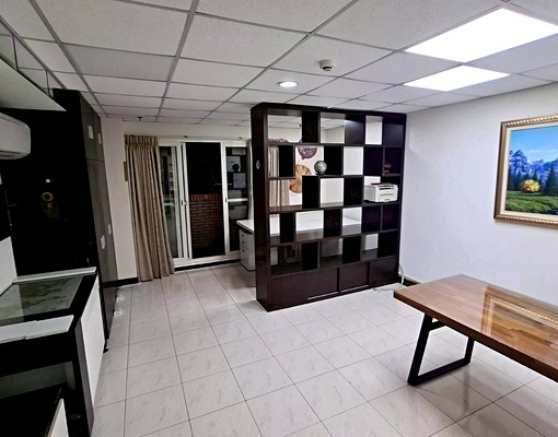 府中站🌸可租補格局方正套房/高樓層採光通風陽台/垃圾代收 - Image 1