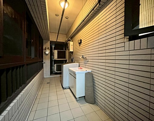 秒殺快來看~馬卡龍公園旁_非面74號不吵_超美三房平車 - Image 11