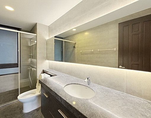 世界島|質感大三房|傢俱電齊全|可公司報稅|costco旁 - Image 11