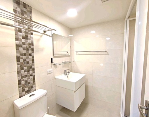 近捷運西門站採光質感美套有流理台可烹煮台水台電帳單窗台可曬衣 - Thumbnail 7