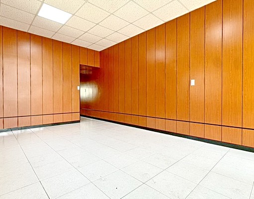 近大港國小-巷內透天❤全新整理-明亮空屋大4房❤可租屋補助 - Image 8