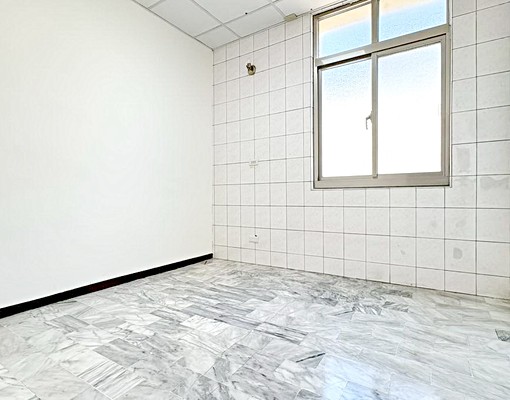 近大港國小-巷內透天❤全新整理-明亮空屋大4房❤可租屋補助 - Image 6