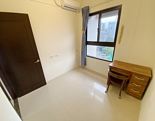 東區湖濱3房全配含車，可租補可入籍，近火車站、一中圈、台74 - Image 11