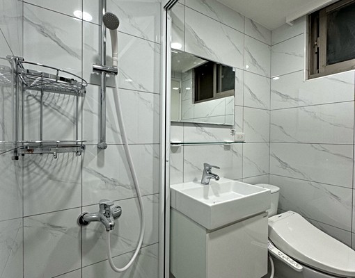 18坪一樓大庭園~南昌路一段~~豪華百萬裝潢~ - Thumbnail 6