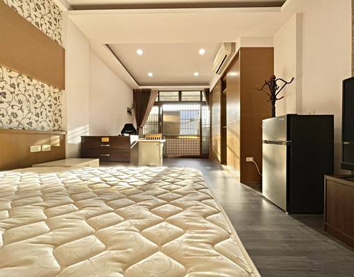 ✨中華路夜市類一房一廳✅台水電✅可雙租補✅可寵物✅獨洗曬 - Image 4