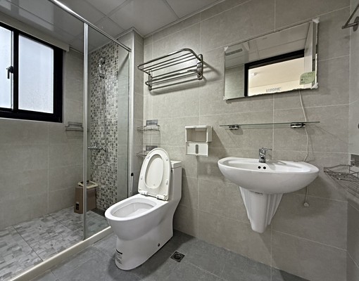 A8獨立優質大套房有陽台全配 - Image 7