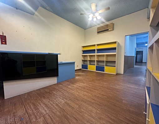 🍎西區sogo🍎黃金大面寬雙車美樓店面🍎 - Image 4