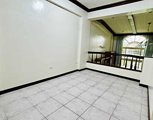 整層住家|👑永康區復國商圈,大四房透天車墅,屋況佳👑賞屋 - Image 2