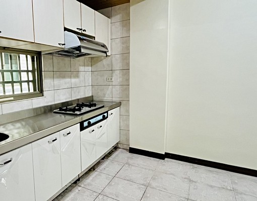 整層住家|👑永康區復國商圈,大四房透天車墅,屋況佳👑賞屋 - Image 3