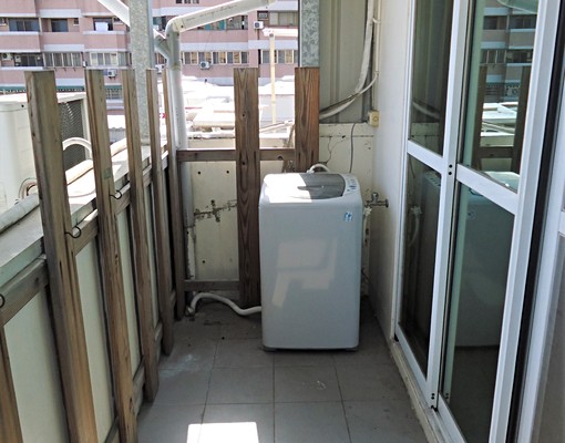 獨立陽台,獨立洗衣機,變平分離式冷氣 - Image 1